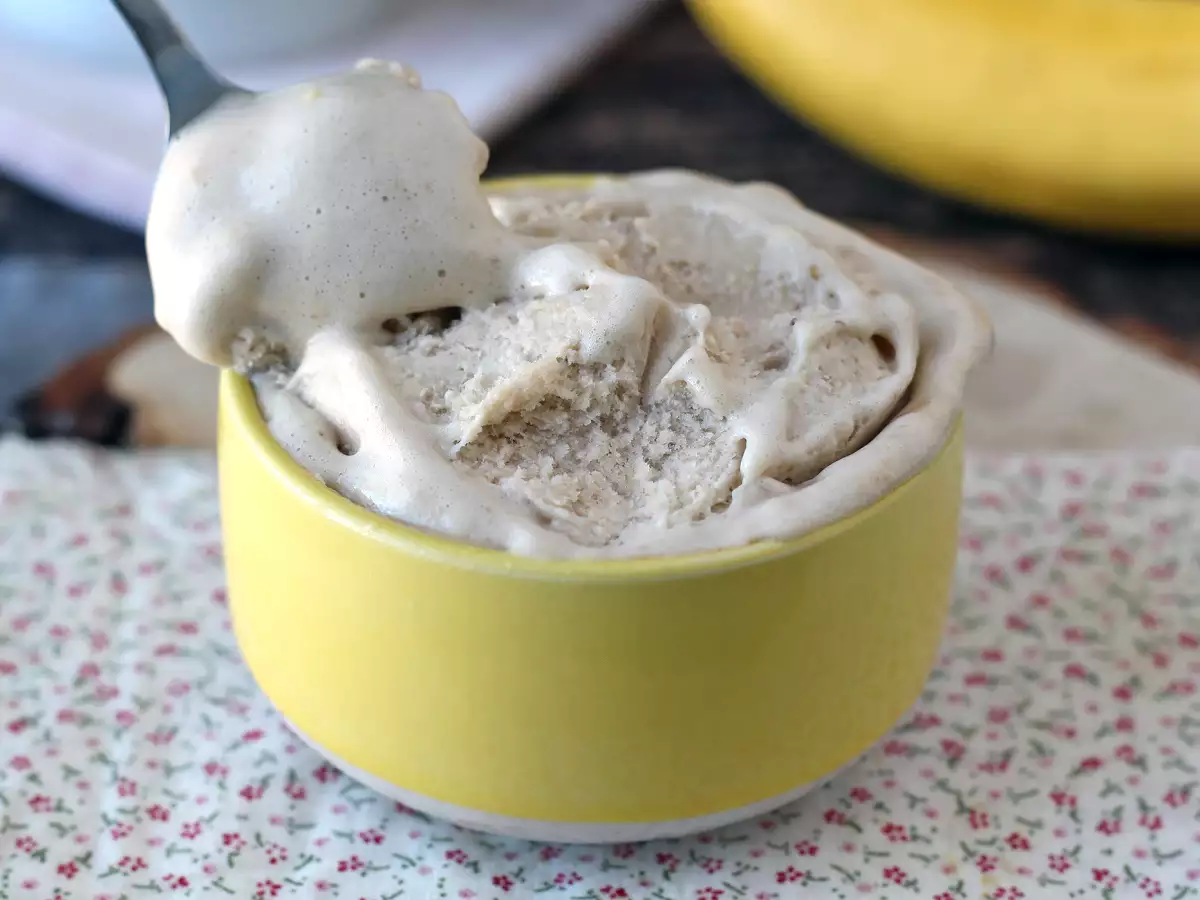 Vanilijev sirotkin sladoled z visoko vsebnostjo beljakovin, hitro in s tremi sestavinami! - fotografija 3