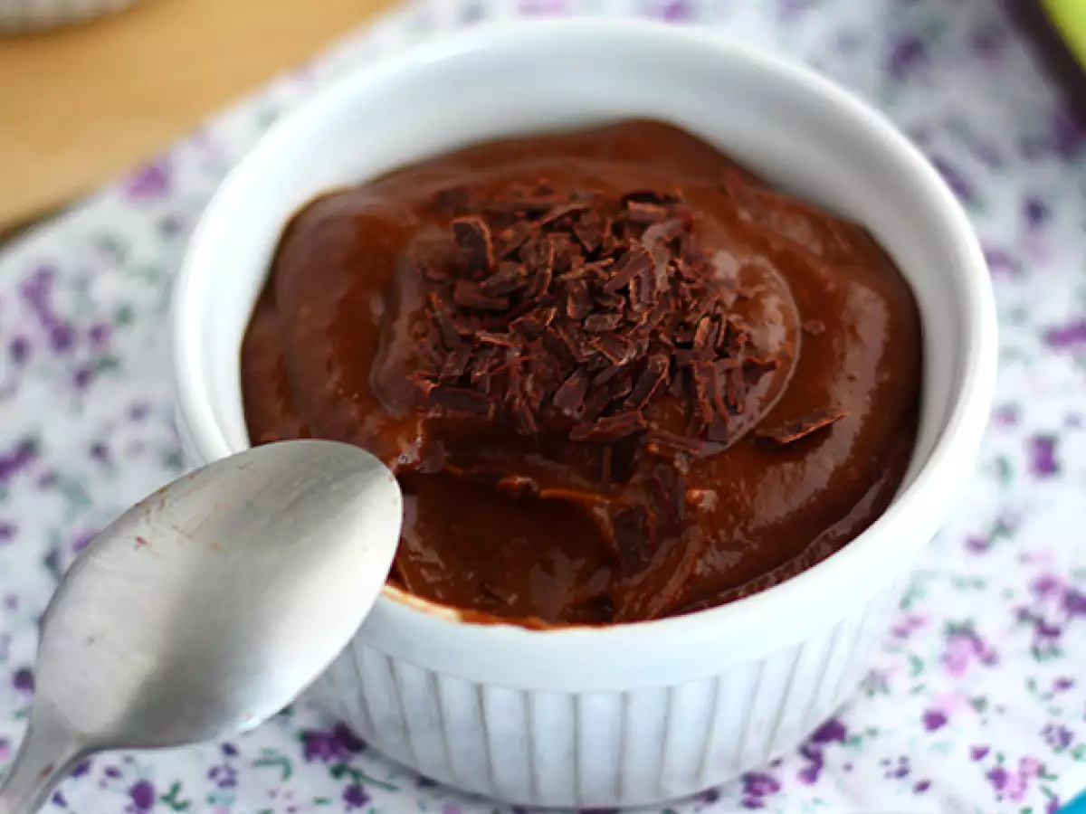 Veganske čokoladne kreme z banano in avokadom - fotografija 4