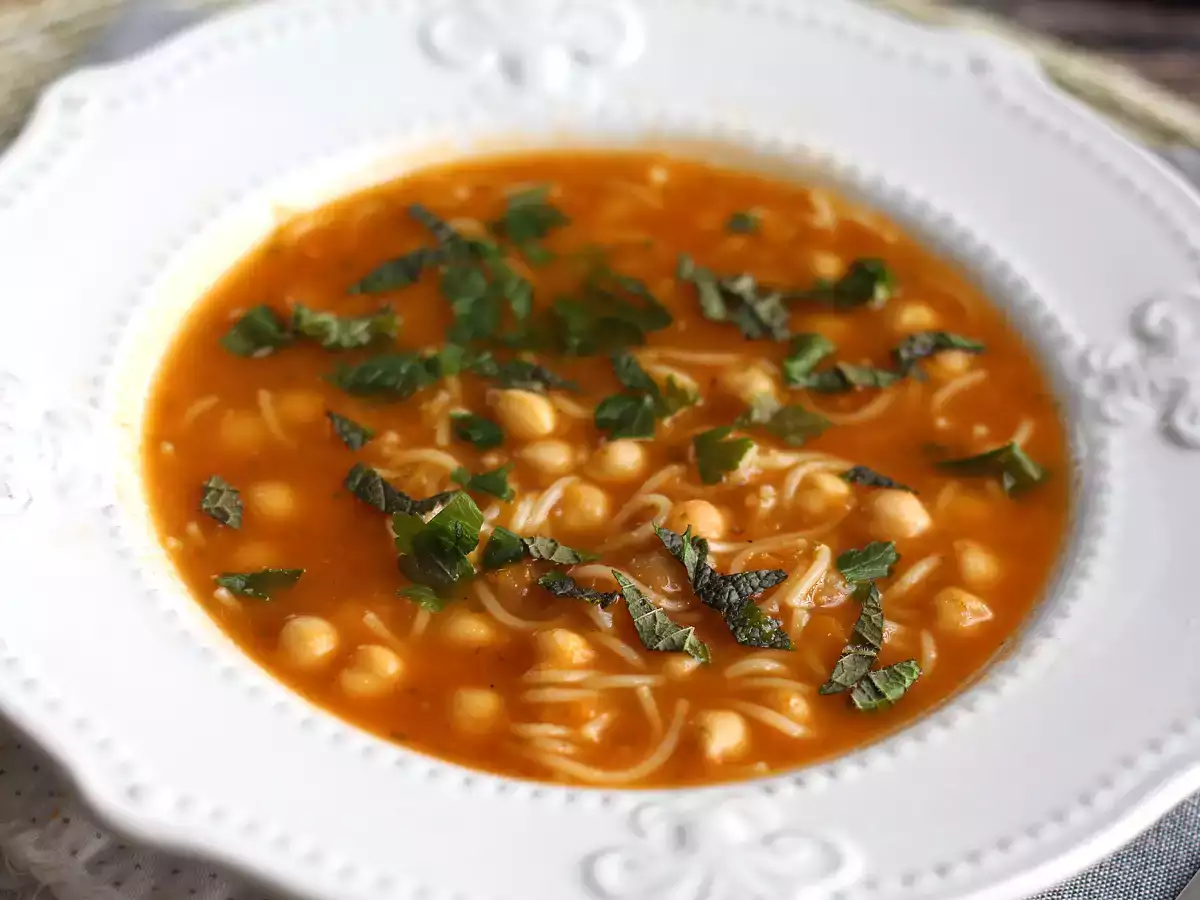 Vegetarijanska chorba, aromatična in okusna juha! - fotografija 4