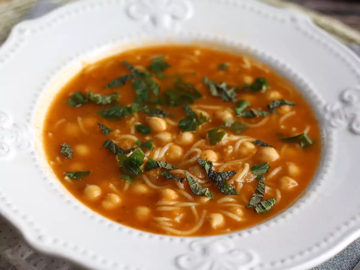 Vegetarijanska chorba: aromatična in okusna juha par excellence! - fotografija 4