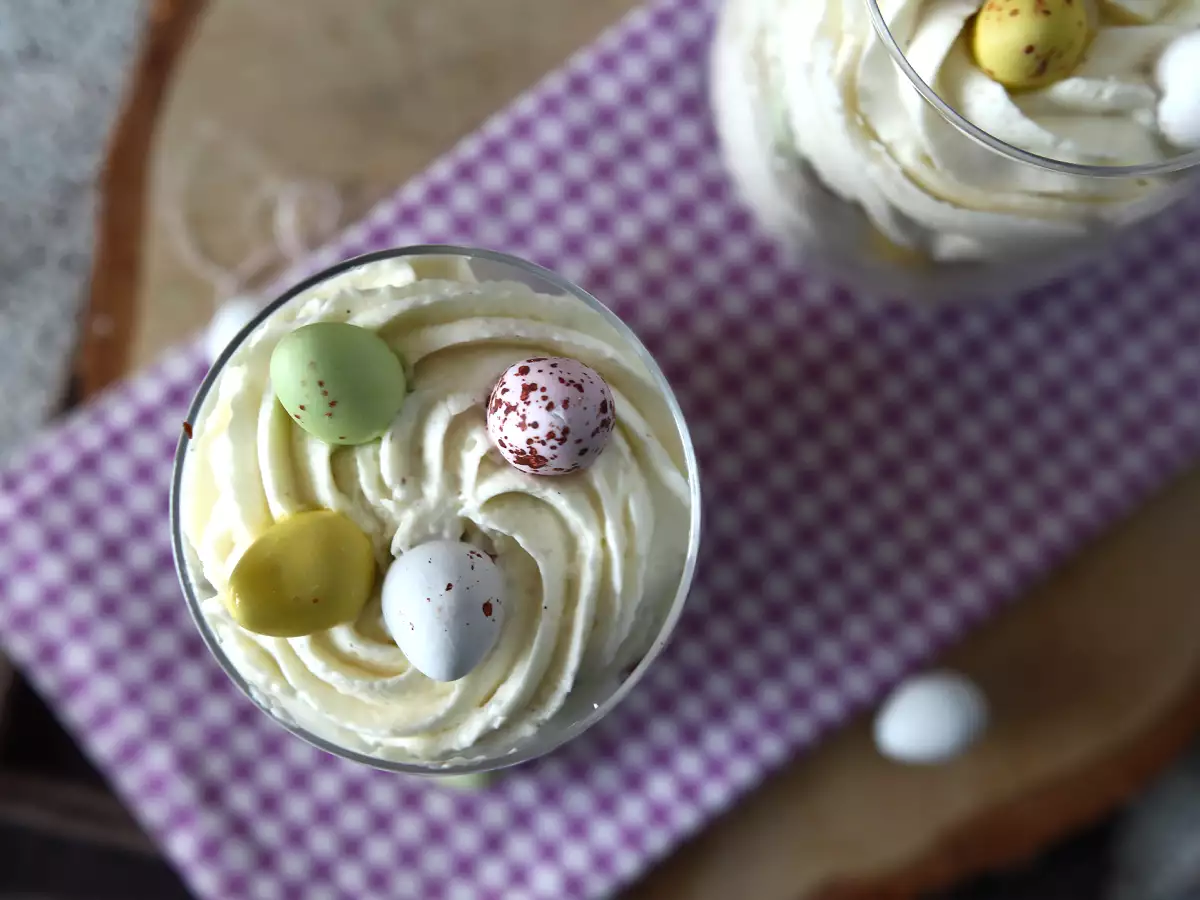 Velikonočni brownie in stepena smetana verrines - fotografija 3