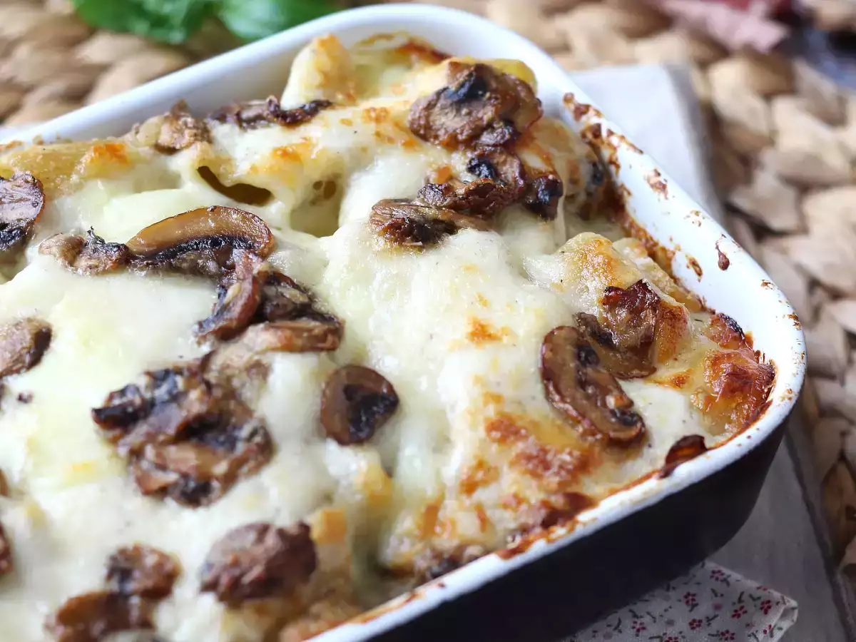 Zapečene testenine z gobami: kremast in raztegljiv recept, popoln za jesen - fotografija 2